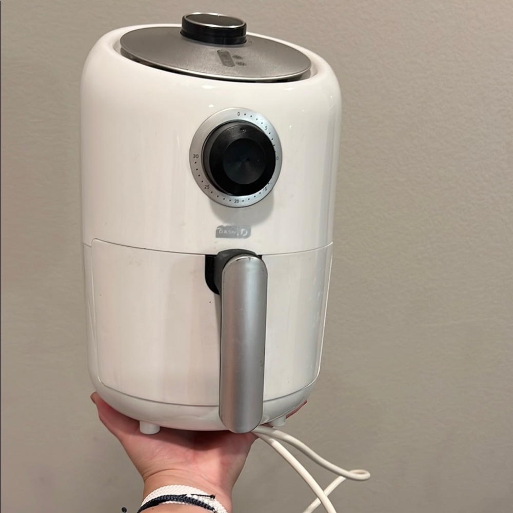 Dash White Air Fryer